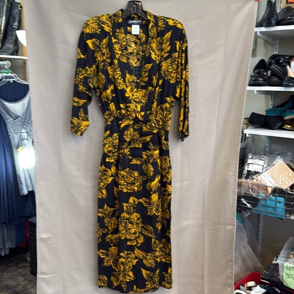 Vintage Champagne West Black & Gold Print Rayon Maxi Dress Size S